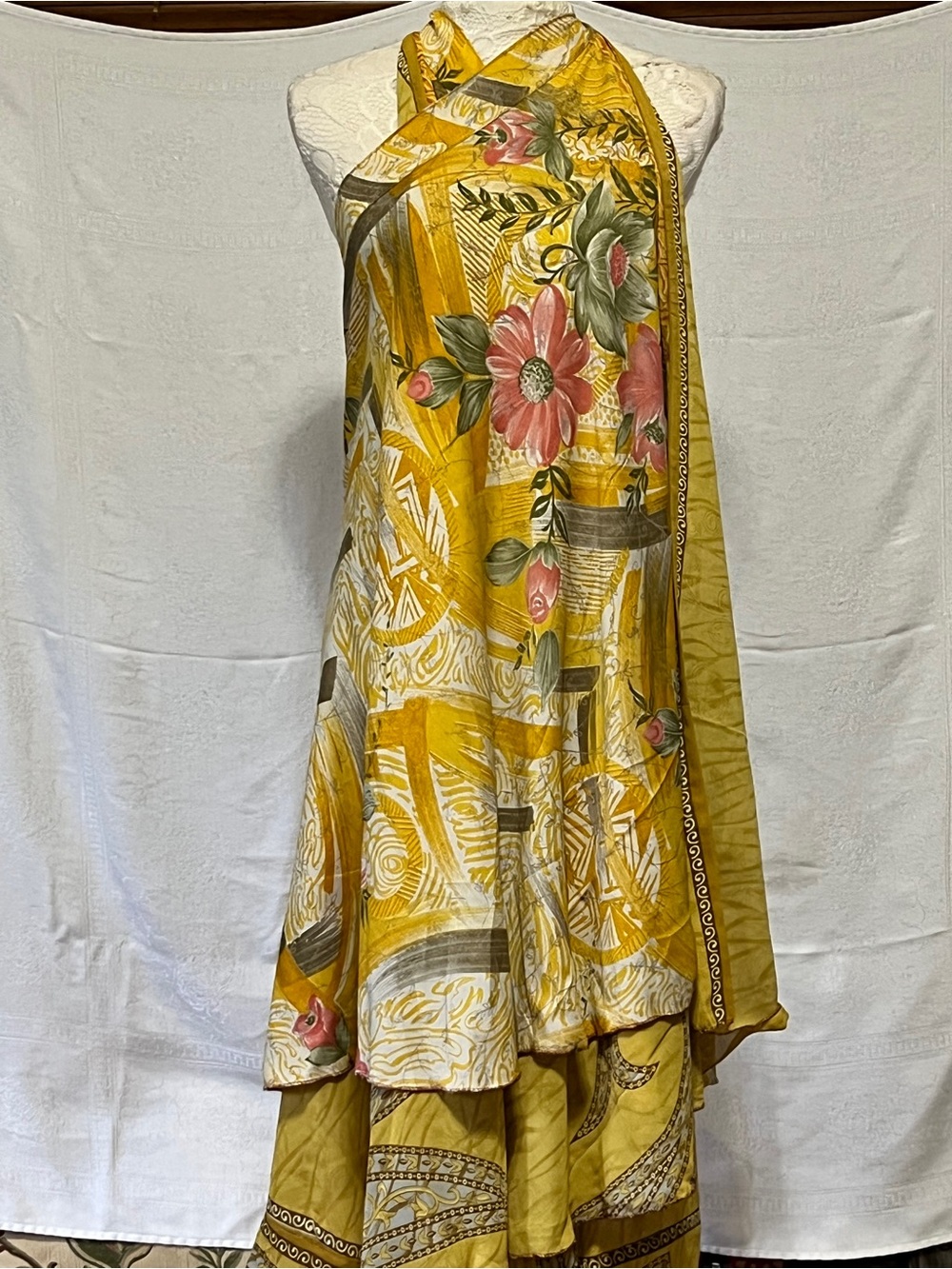 Magic Skirt/Dress Tropical Beach Wrap Sarong Women’s One Size